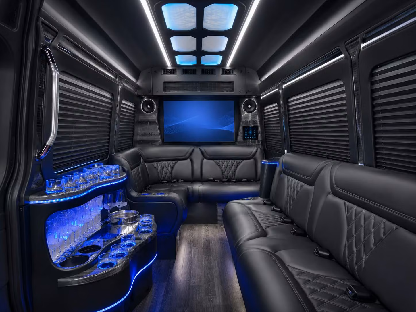 sports team fan charter bus rentals in norfolk